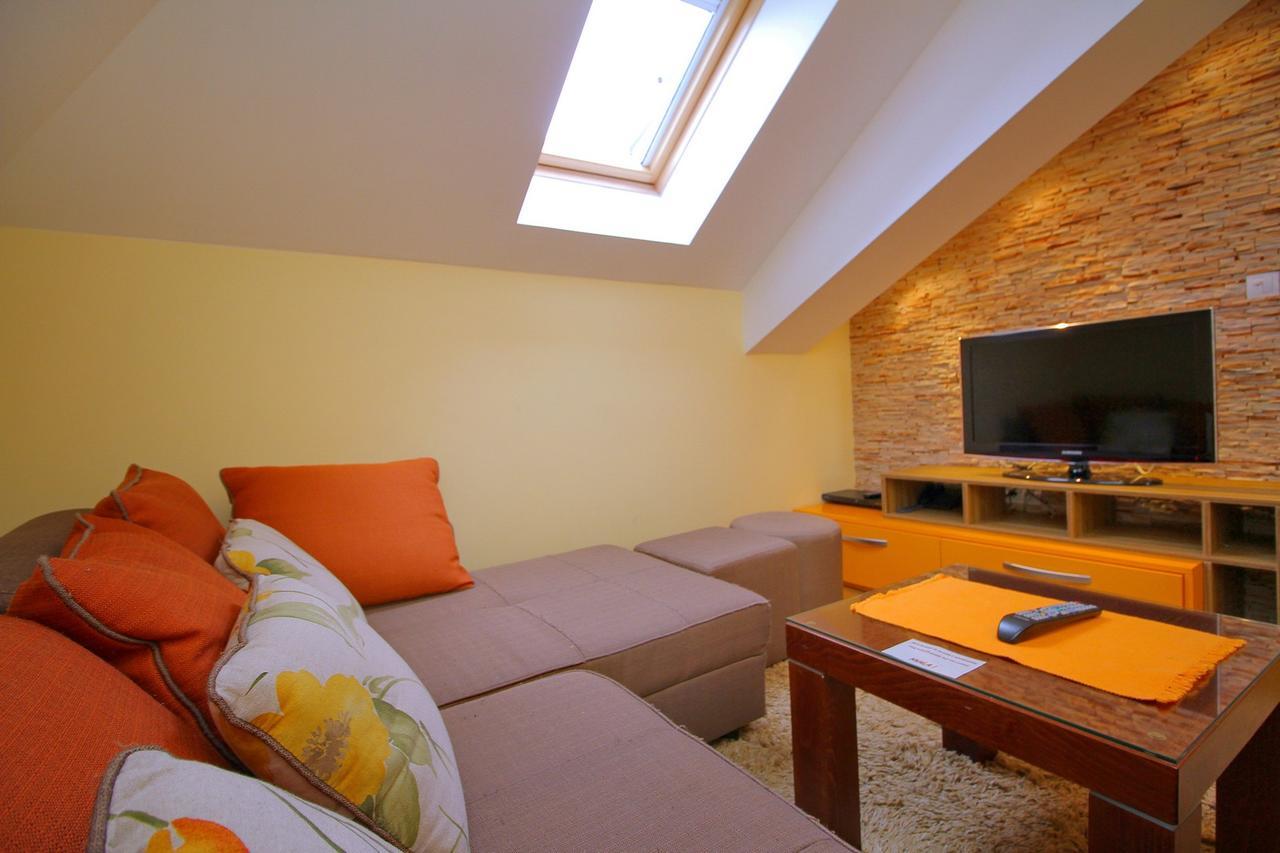 זלאטיבור Apartments Radosti מראה חיצוני תמונה